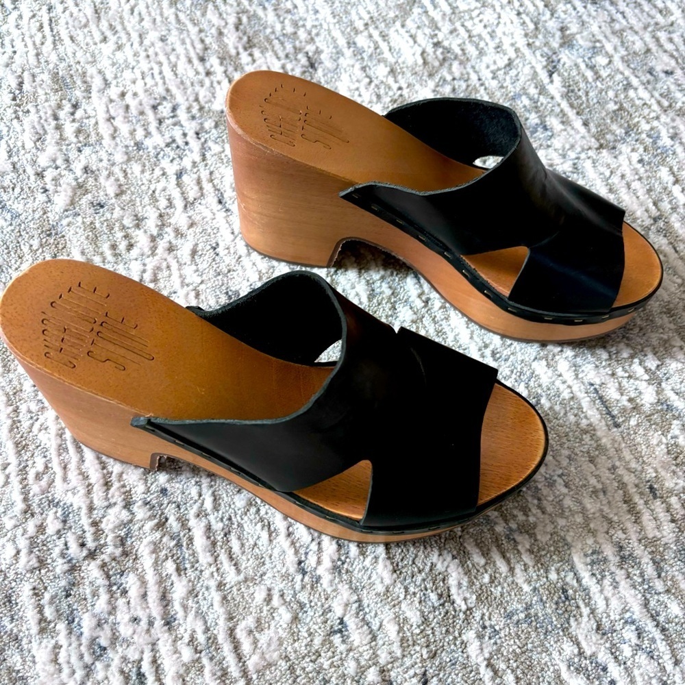Charlotte Stone Ada‎ Black Leather Clogs Slides Size 10 (40) - Picture 2 of 8